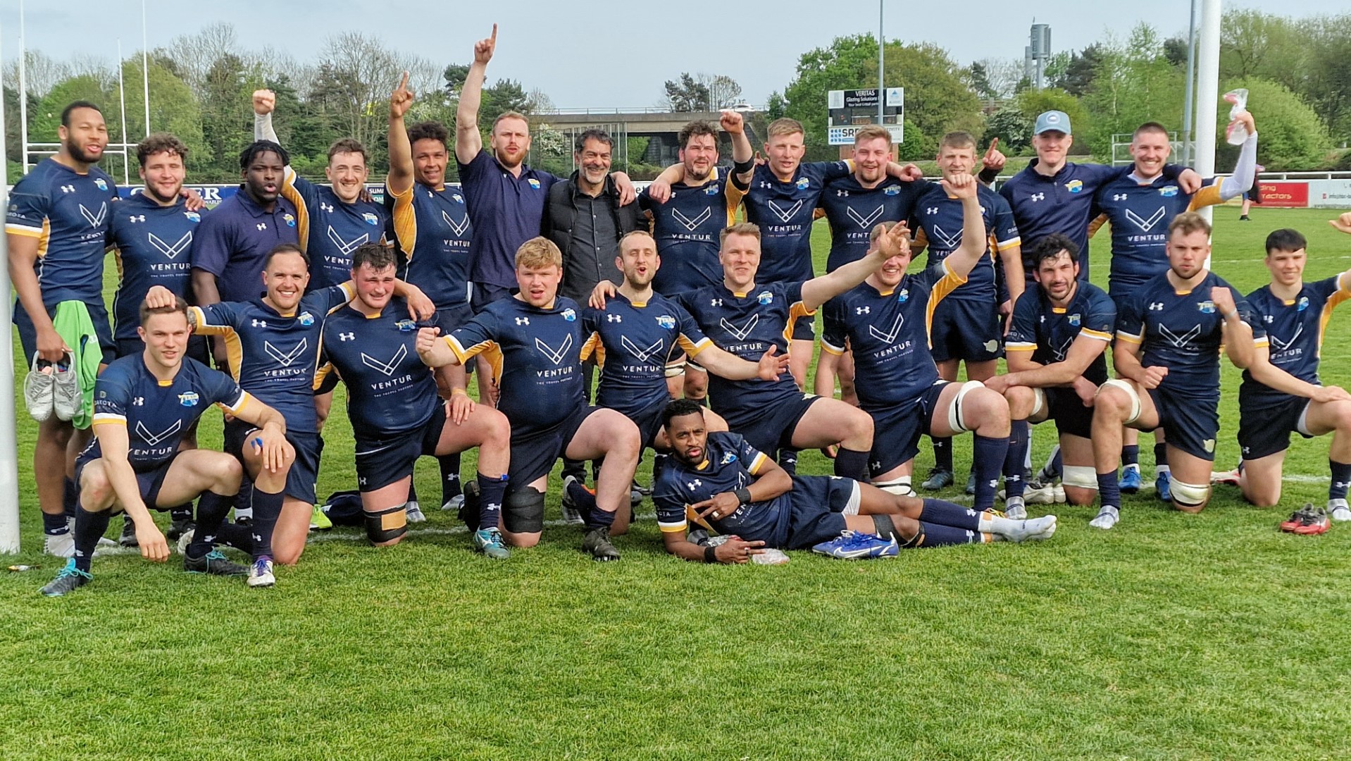 The squad after winning at Taunton on 30 April 2022